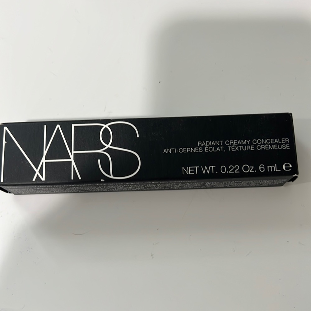Nars radiant creamy concealer Shade vanilla